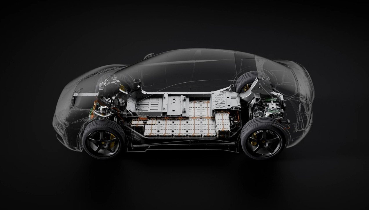 Vista em transparência da Ferrari Luce mostrando bateria, motores e chassi